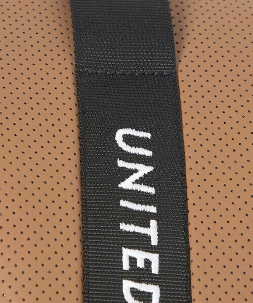 UNITED ARROWS GOLF(ユナイテッドアローズゴルフ)の「パンチング ドライバー ヘッドカバー(ゴルフグッズ・メンズ・ブラック/ブラウン系・FREE)」の7枚目の写真