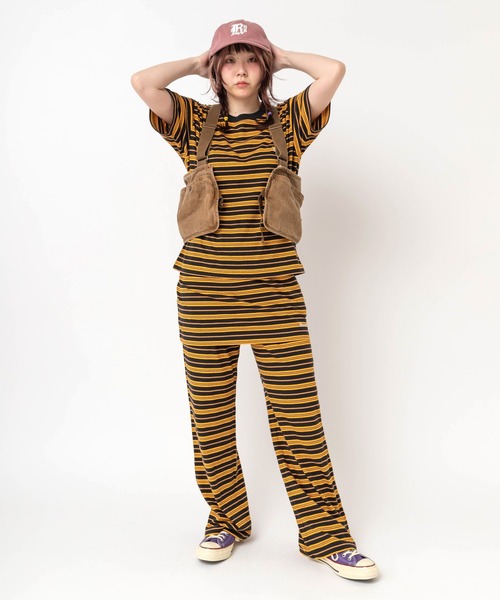 RNA(アールエヌエー)の「M2646 マルチボーダーレギュラーT(Tシャツ/カットソー・レディース・ブラック/レッド/グリーン・MEDIUM)」の11枚目の写真