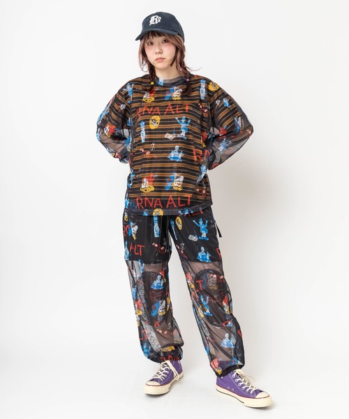 RNA(アールエヌエー)の「M2646 マルチボーダーレギュラーT(Tシャツ/カットソー・レディース・ブラック/レッド/グリーン・MEDIUM)」の12枚目の写真