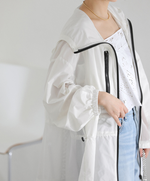 La TOTALITE（ラトータリテ）の「【洗える】Mewl / ミュール シアーUVカットパーカー（マウンテンパーカー・レディース・ブラック/ホワイト/ベージュ・FREE）」の6枚目の写真