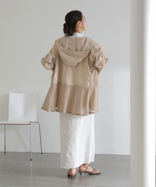 La TOTALITE（ラトータリテ）の「【洗える】Mewl / ミュール シアーUVカットパーカー（マウンテンパーカー・レディース・ブラック/ホワイト/ベージュ・FREE）」の9枚目の写真