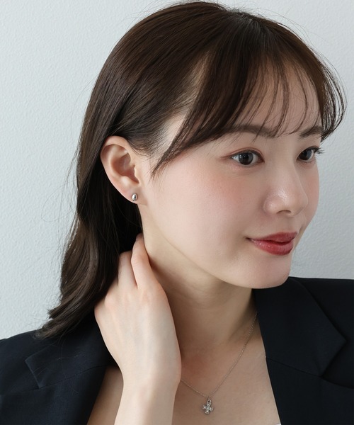 BLUEEAST(ブルーイースト)の「ミニドロップピアス / サージカルステンレス(ピアス(両耳用)・レディース・シルバー/ゴールド・FREE)」の4枚目の写真