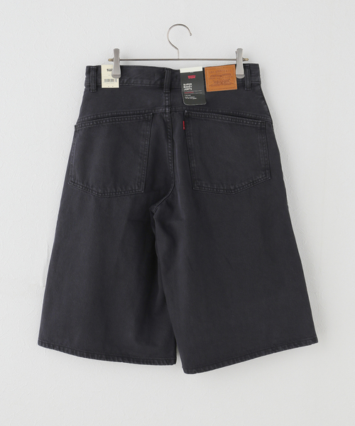 Levi's（リーバイス）の「【LEVI’S/リーバイス】 SUPER BAGGY JORT（その他パンツ・レディース・ブラック・28/27）」の2枚目の写真