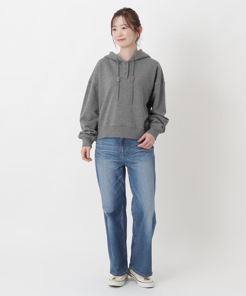one'sterrace(ワンズテラス)の「裏毛フード付きプルオーバー(パーカー・レディース・サックスブルー系8/ライトグレー系8/グレー系その他7・02)」の14枚目の写真