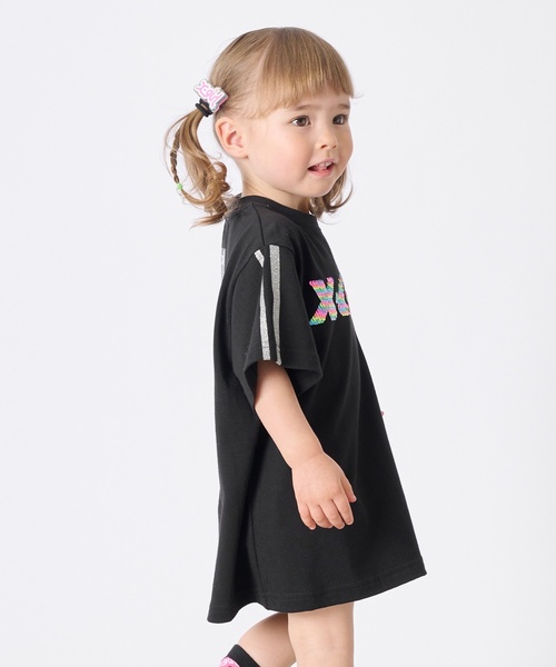 X-girl Stages(エックスガールステージス)の「スパンコール刺しゅう 半袖Tワンピース(ワンピース・キッズ・スモークピンク/ブラック/レモンイエロー・130cm/140cm/90cm/100cm/110cm/120cm)」の17枚目の写真