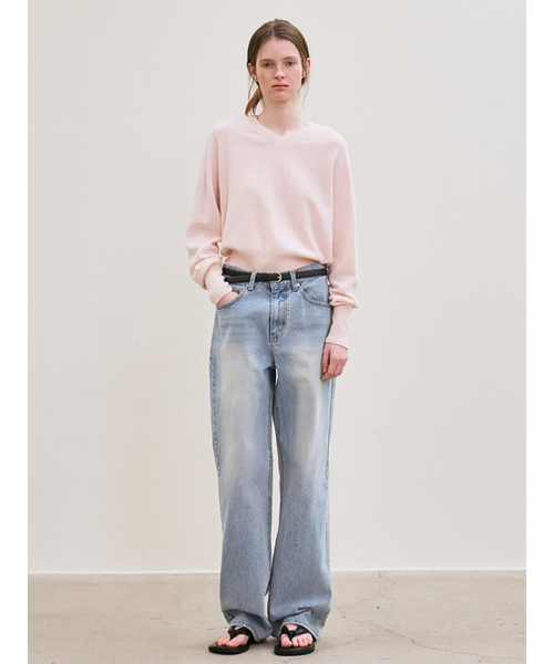 le(ル)の「straight-fit denim pants (light blue)(デニムパンツ・レディース・その他・SMALL/MEDIUM/LARGE)」の2枚目の写真