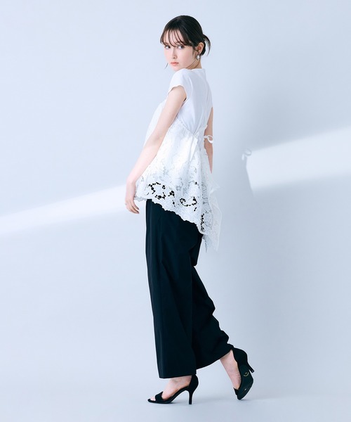 Audie a Muses(オーディアミューズ)の「フラワーレースキャミソール(キャミソール・レディース・ホワイト/ブラック・38/42)」の6枚目の写真