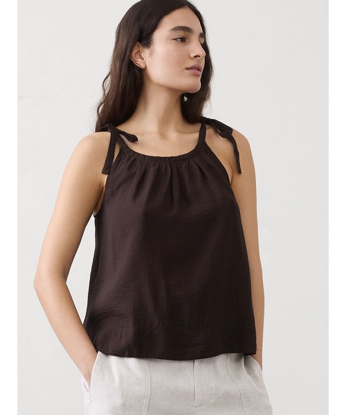 BANANA REPUBLIC FACTORY STORE(バナナリパブリック ファクトリーストア)の「BANANA REPUBLIC FACTORY STORE シルキータイショルダータンクトップ(タンクトップ・レディース・ブラック/ブラウン/マルチ・S/M/L/XS)」の3枚目の写真