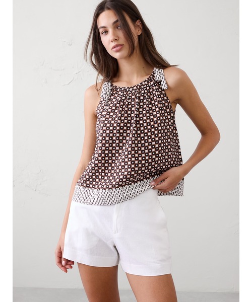 BANANA REPUBLIC FACTORY STORE(バナナリパブリック ファクトリーストア)の「BANANA REPUBLIC FACTORY STORE シルキータイショルダータンクトップ(タンクトップ・レディース・ブラック/ブラウン/マルチ・S/M/L/XS)」の1枚目の写真