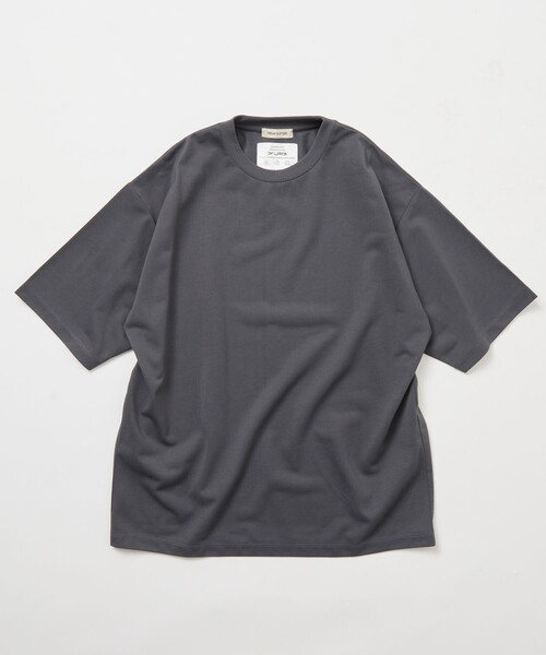 FREAK'S STORE(フリークスストア)の「限定展開 Drymix(R)/ドライミックス リラックスフィット クルーネック ソリッドTシャツ/速乾/UVカット(Tシャツ/カットソー・メンズ・ネイビー/ホワイト/チャコールグレー/アッシュグレー/ブラック・SMALL/MEDIUM/LARGE)」の4枚目の写真