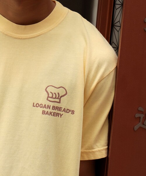 TOKYO CULTUART by BEAMS（トウキョウカルチャートバイビームス）の「HONGAMA / LOGAN BREAD'S BAKERY T-Shirt（Tシャツ/カットソー・レディース・ホワイト/イエロー系その他2・X-LARGE/LARGE/SMALL/MEDIUM）」の8枚目の写真