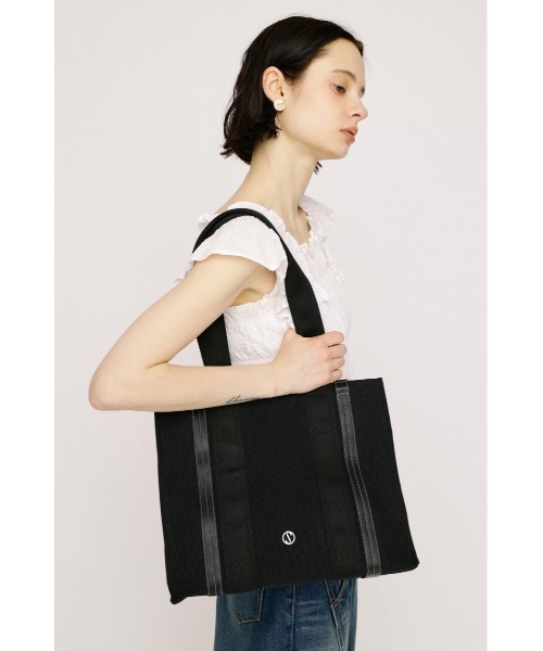 SLY(スライ)の「THONG TRIMMED CANVAS BAG トングトリムドキャンバスバッグ(トートバッグ・レディース・アイボリー/ブラック・FREE)」の22枚目の写真