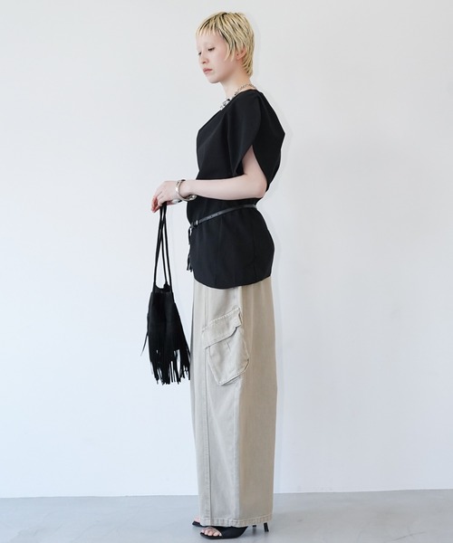 chuclla(チュクラ)の「アシンメトリーボリュームスリーブトップス chw26s297(Tシャツ/カットソー・レディース・ホワイト/ブラック・M/L)」の18枚目の写真