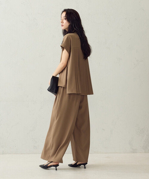 COMME CA ISM(コムサイズム)の「【セットアップ対応】シフォンジョーゼット ボックスタックイージーワイドパンツ(その他パンツ・レディース・キャメル/チャコール・MEDIUM/LARGE)」の12枚目の写真