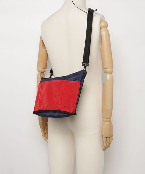 MELO(メロ)の「【MELO】メロ/OVAL SHAPED BAG(Lサイズ) MADE IN USA(New York)(ショルダーバッグ・メンズ・ブラック系その他/ゴールド/カモフラージュ/ピンク系その他・FREE)」の8枚目の写真