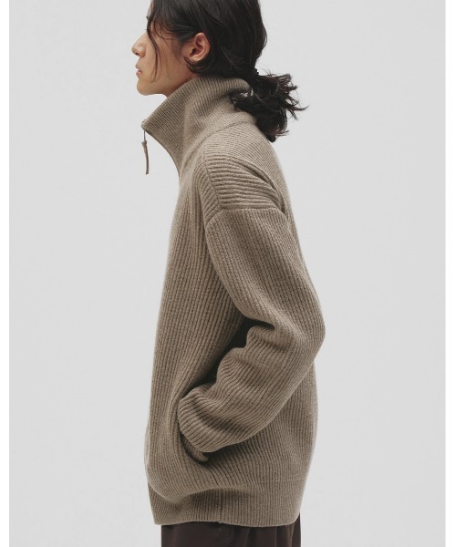 TODAYFUL(トゥデイフル)の「Zipup Knit Cardigan(カーディガン/ボレロ・レディース・チャコールグレー/グレイッシュベージュ・FREE)」の5枚目の写真