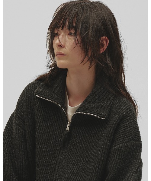 TODAYFUL(トゥデイフル)の「Zipup Knit Cardigan(カーディガン/ボレロ・レディース・チャコールグレー/グレイッシュベージュ・FREE)」の7枚目の写真