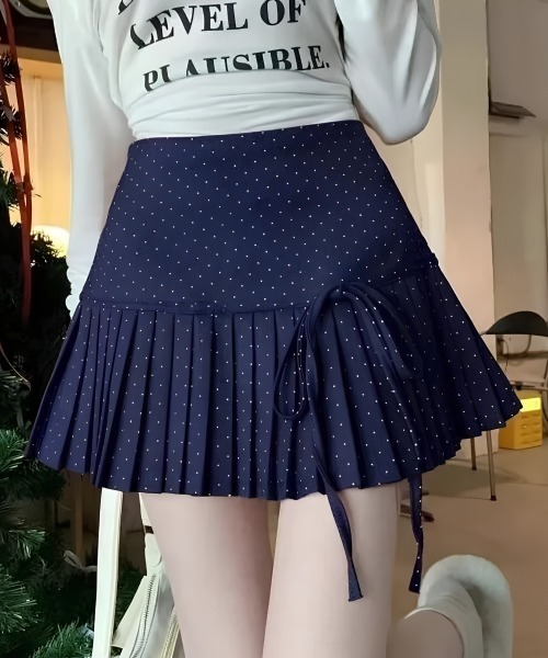 center i(センターアイ)の「ドットプリントプリーツミニスカート(スカート・レディース・レッド/ブラック/ネイビー・M/S)」の9枚目の写真