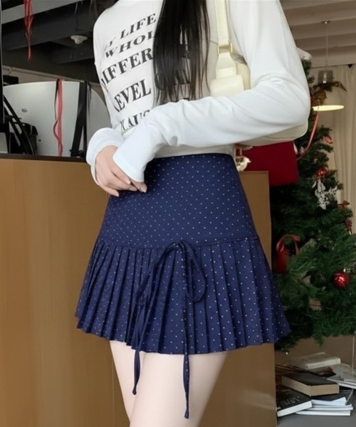 center i(センターアイ)の「ドットプリントプリーツミニスカート(スカート・レディース・レッド/ブラック/ネイビー・M/S)」の10枚目の写真