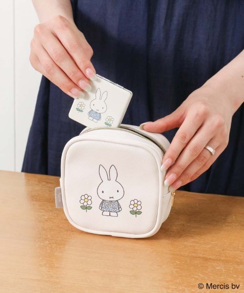 MIFFY CELEBRATIONコンパクトミラー（手鏡/メイクミラー）｜Miffy