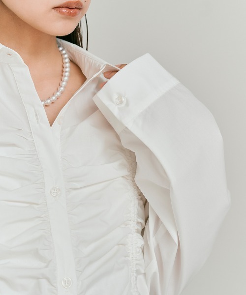 W:Huku(フーク)の「【W:Huku / ノンアイロンシリーズ】シャーリング リボン ブラウス / Wrinkle-Resistant Shirred Ribbon Blouse(シャツ/ブラウス・レディース・オフホワイト・FREE)」の9枚目の写真