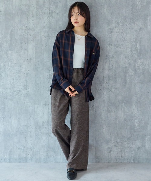 LAVEANGE（ラビアンジェ）の「【定番】オンブレーチェックレギュラーカラーシャツ｜羽織り/冷房対策/着回し/大人カジュアル（シャツ/ブラウス・レディース・ネイビー/ベージュ・LL/M/5L/4L/3L）」の17枚目の写真