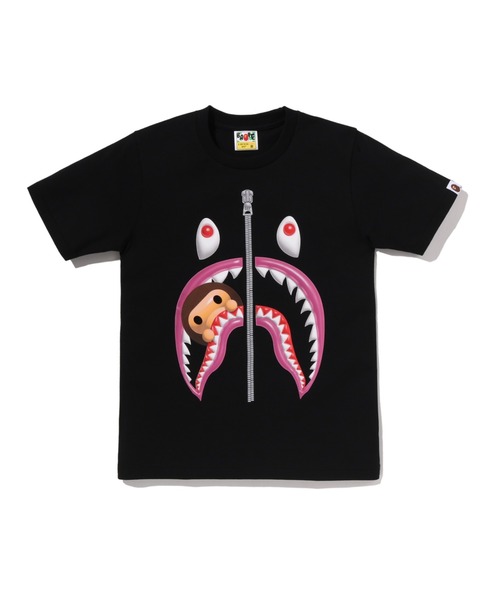 A BATHING APE(アベイシングエイプ)の「3D MILO SHARK TEE(Tシャツ/カットソー・レディース・ホワイト/ブラック・SMALL/MEDIUM/X-SMALL)」の2枚目の写真