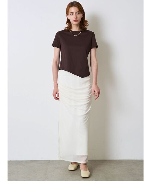 ELENDEEK（エレンディーク）の「アシメヘムティーシャツ（Tシャツ/カットソー・レディース・ブラック/オフホワイト/ピンク/ブラウン・FREE）」の15枚目の写真