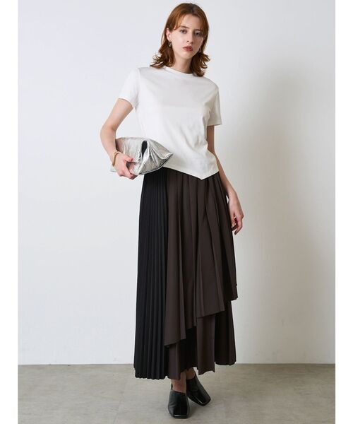 ELENDEEK（エレンディーク）の「アシメヘムティーシャツ（Tシャツ/カットソー・レディース・ブラック/オフホワイト/ピンク/ブラウン・FREE）」の18枚目の写真