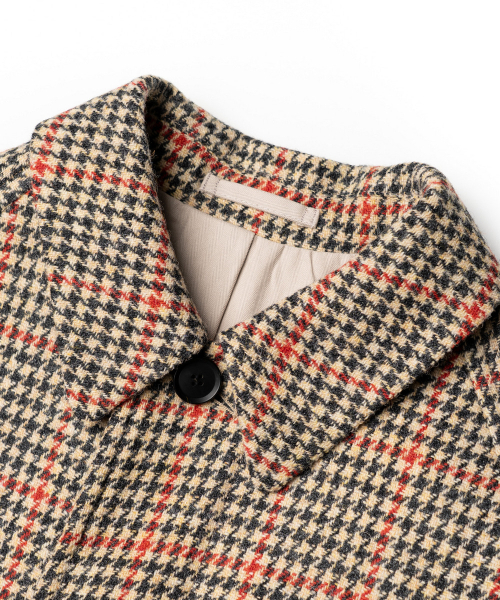 EDINBURGH CLUB(エディンバラクラブ)の「HARRIS TWEED HOUNDSTOOTH BALMACAAN COAT (BEIGE)(チェスターコート・メンズ・Beige・MEDIUM)」の3枚目の写真