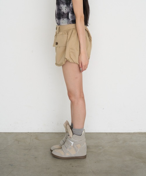 RAY CASSIN(レイカズン)の「カーゴバルーンミニスカパン(スカート・レディース・ベージュ・S)」の16枚目の写真