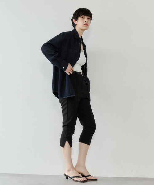 VION(ヴィオン)の「ライトデニムシャツ / Light Denim Shirt(シャツ/ブラウス・レディース・ネイビー/ブルー・FREE)」の11枚目の写真