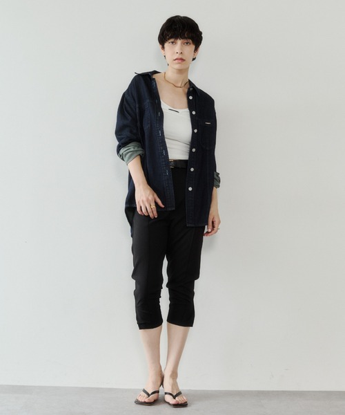 VION(ヴィオン)の「ライトデニムシャツ / Light Denim Shirt(シャツ/ブラウス・レディース・ネイビー/ブルー・FREE)」の10枚目の写真