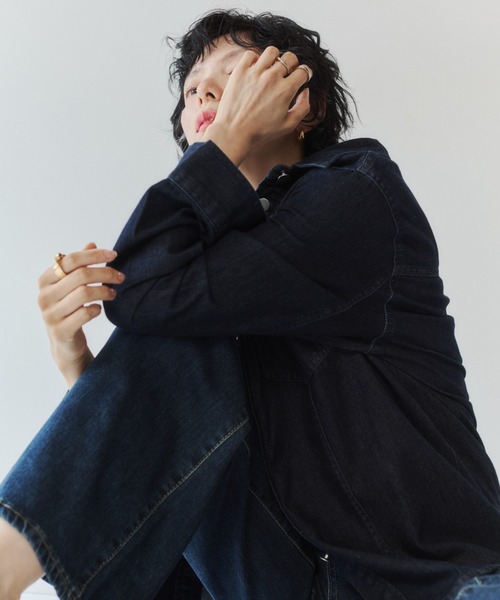 VION(ヴィオン)の「ライトデニムシャツ / Light Denim Shirt(シャツ/ブラウス・レディース・ネイビー/ブルー・FREE)」の8枚目の写真