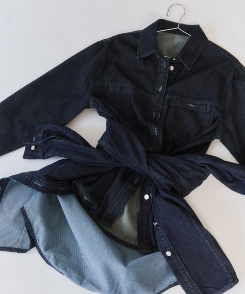 VION(ヴィオン)の「ライトデニムシャツ / Light Denim Shirt(シャツ/ブラウス・レディース・ネイビー/ブルー・FREE)」の21枚目の写真