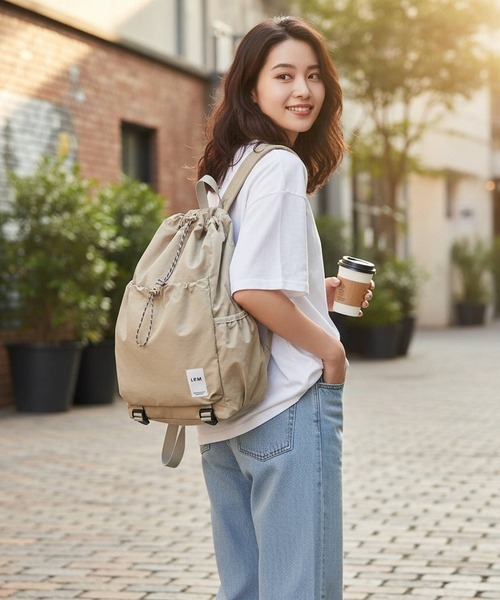 L.R.M(エルアールエム)の「L.R.M ドロスト巾着リュック(バックパック/リュック・レディース・ブラック・FREE)」の16枚目の写真