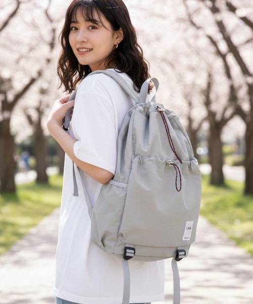 L.R.M(エルアールエム)の「L.R.M ドロスト巾着リュック(バックパック/リュック・レディース・ブラック・FREE)」の17枚目の写真
