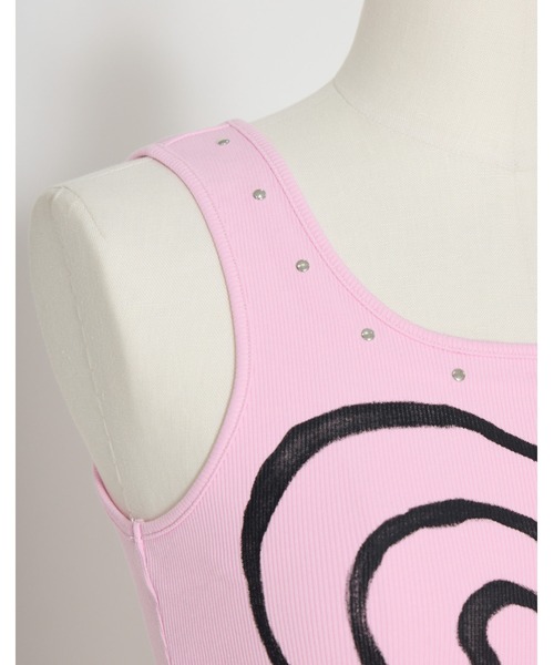 AVENCHUMU(アバンチュウム)の「Swirl heart illusutration tanktop mini onepiece(ワンピース・レディース・ブラック/ピンク/ブラック×ピンク・FREE)」の14枚目の写真