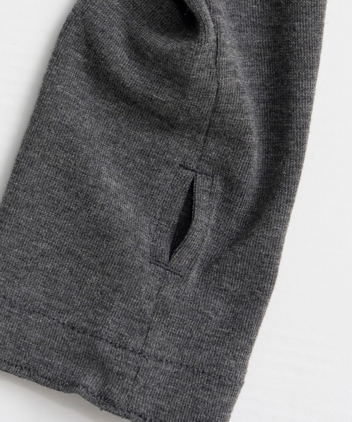 PRANK PROJECT(プランクプロジェクト)の「【2026Autumn Pre-Order】ウールブレンドショルダーパッドVネックトップ / Wool Blend Shoulder Pad V-Neck Top(Tシャツ/カットソー・レディース・ブラウン/グレー/ブラック・FREE)」の20枚目の写真