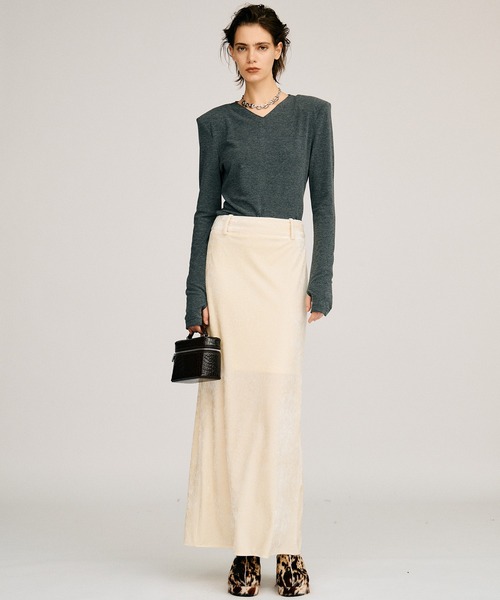 PRANK PROJECT(プランクプロジェクト)の「【2026Autumn Pre-Order】ウールブレンドショルダーパッドVネックトップ / Wool Blend Shoulder Pad V-Neck Top(Tシャツ/カットソー・レディース・ブラウン/グレー/ブラック・FREE)」の19枚目の写真