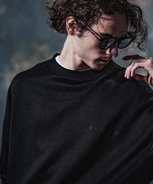 Jih Nunc(ジーヌンク)の「msw1908-TRポンチ刺繍ロゴプルオーバー(JIH-R1231)(スウェット・メンズ・ブラック/ネイビー/グレイッシュベージュ・M/L/S)」の1枚目の写真