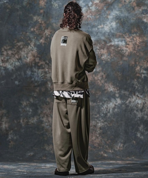 Jih Nunc(ジーヌンク)の「msw1908-TRポンチ刺繍ロゴプルオーバー(JIH-R1231)(スウェット・メンズ・ブラック/ネイビー/グレイッシュベージュ・M/L/S)」の18枚目の写真