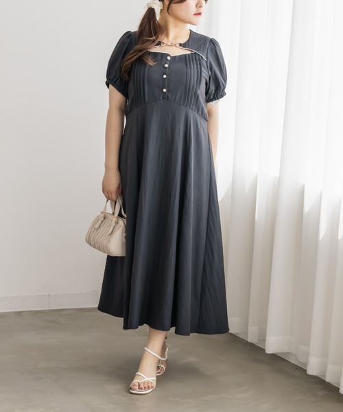 CLETTE(クレット)の「フロントボタンピンタックワンピース(ワンピース・レディース・ピンク/ネイビー/チャコールグレー・3L/4L/LL)」の2枚目の写真