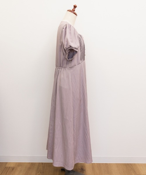 CLETTE(クレット)の「フロントボタンピンタックワンピース(ワンピース・レディース・ピンク/ネイビー/チャコールグレー・3L/4L/LL)」の6枚目の写真