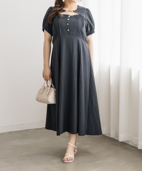 CLETTE(クレット)の「フロントボタンピンタックワンピース(ワンピース・レディース・ピンク/ネイビー/チャコールグレー・3L/4L/LL)」の19枚目の写真