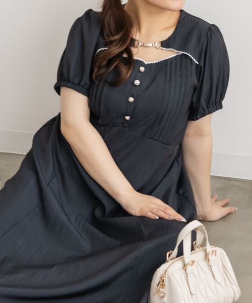CLETTE(クレット)の「フロントボタンピンタックワンピース(ワンピース・レディース・ピンク/ネイビー/チャコールグレー・3L/4L/LL)」の20枚目の写真