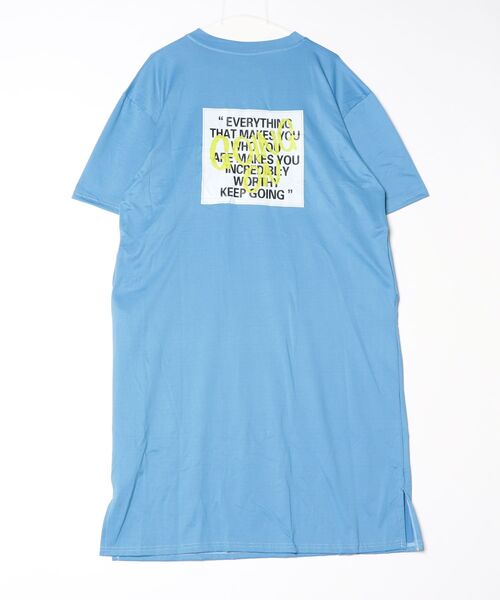 LETee(レティー)の「バックプリントで後ろ姿までおしゃれ!ゆるっと着こなすオーバーサイズTシャツワンピース(ワンピース・レディース・ネイビー/チャコールグレー/ブラック・FREE)」の16枚目の写真