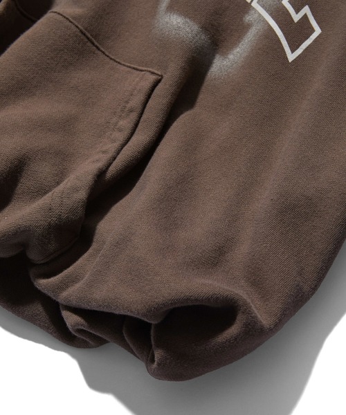 X-girl(エックスガール)の「FLOCKED SPRAY LOGO BALLOON HEM SWEAT HOODIE(パーカー・レディース・パープル/ブラウン/ブラック・S/M)」の15枚目の写真