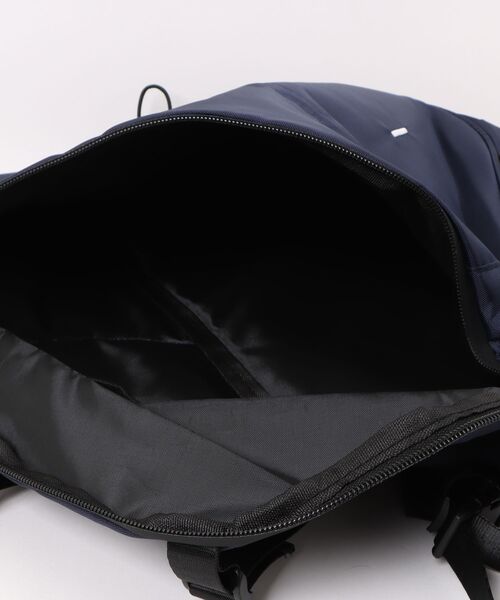 WESTSEA(ウエストシー)の「軽量 大容量 A4収納 ワンショルダーバッグ ボディバッグ(ボディバッグ/ウエストポーチ・メンズ・ネイビー/ブラック・FREE)」の15枚目の写真