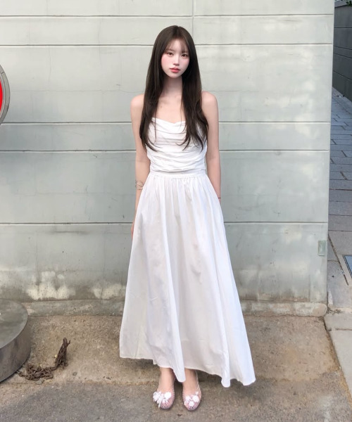 TTUDEMENT(トュードメント)の「SHIRRING SLEEVELESS LONG DRESS_IVORY(ワンピース・レディース・その他・SMALL/MEDIUM)」の3枚目の写真